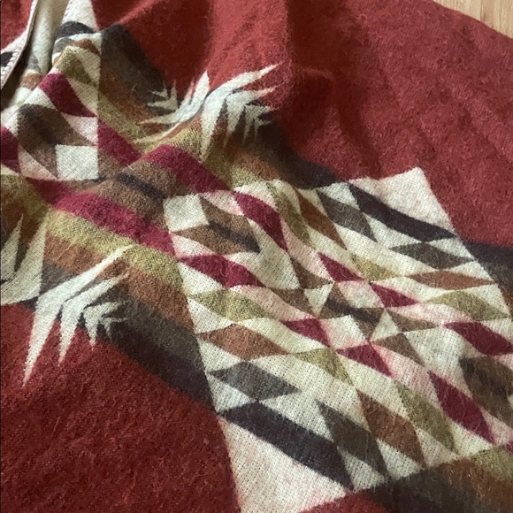 Womens Poncho One Size Southwestern Fringe Rustic Red Geometric Aztec Cape - Picture 3 of 9